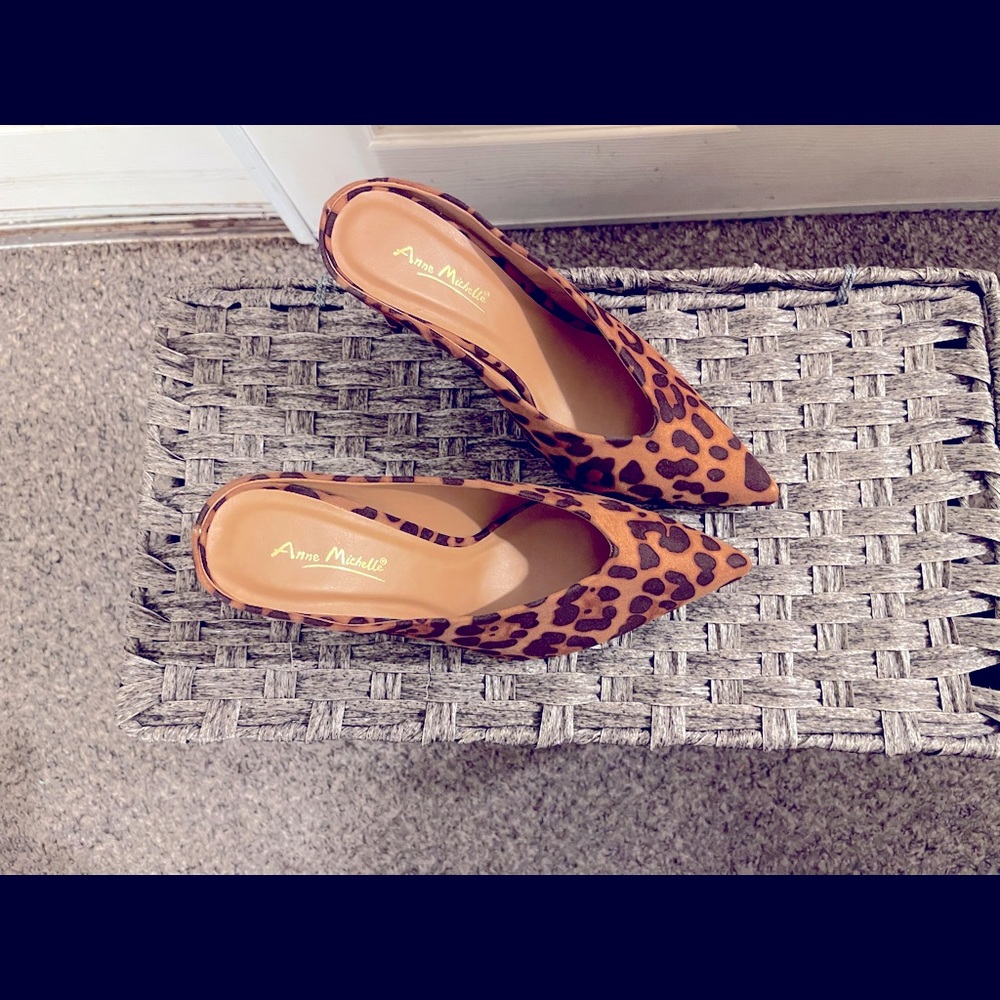 Anne Michelle heel Mules